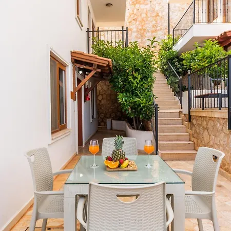 Talia Apartment