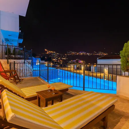 Talia * Kalkan